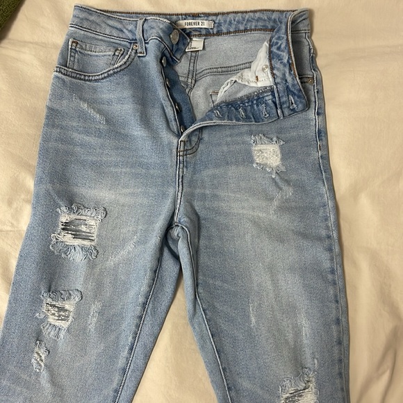 Forever 21 Jeans - Picture 2 of 3